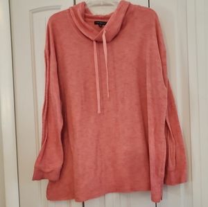 Cowl neck waffle shirt🍒